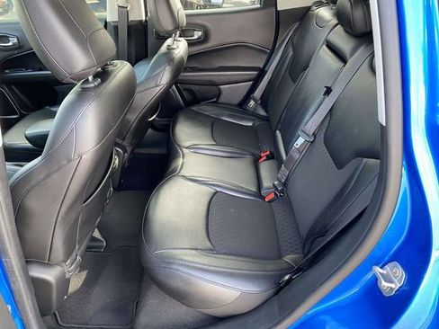 Used 2021 Jeep Compass Latitude w/ Sun and Sound Group image 15