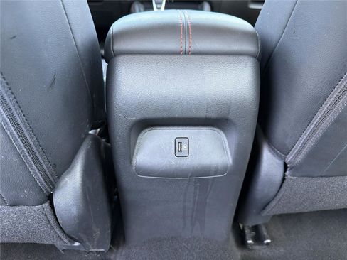 Used 2024 Nissan Sentra SR w/ SR Premium Package FWD image 4