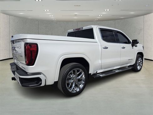 Used 2020 GMC Sierra 1500 Denali w/ Denali Premium Package image 3