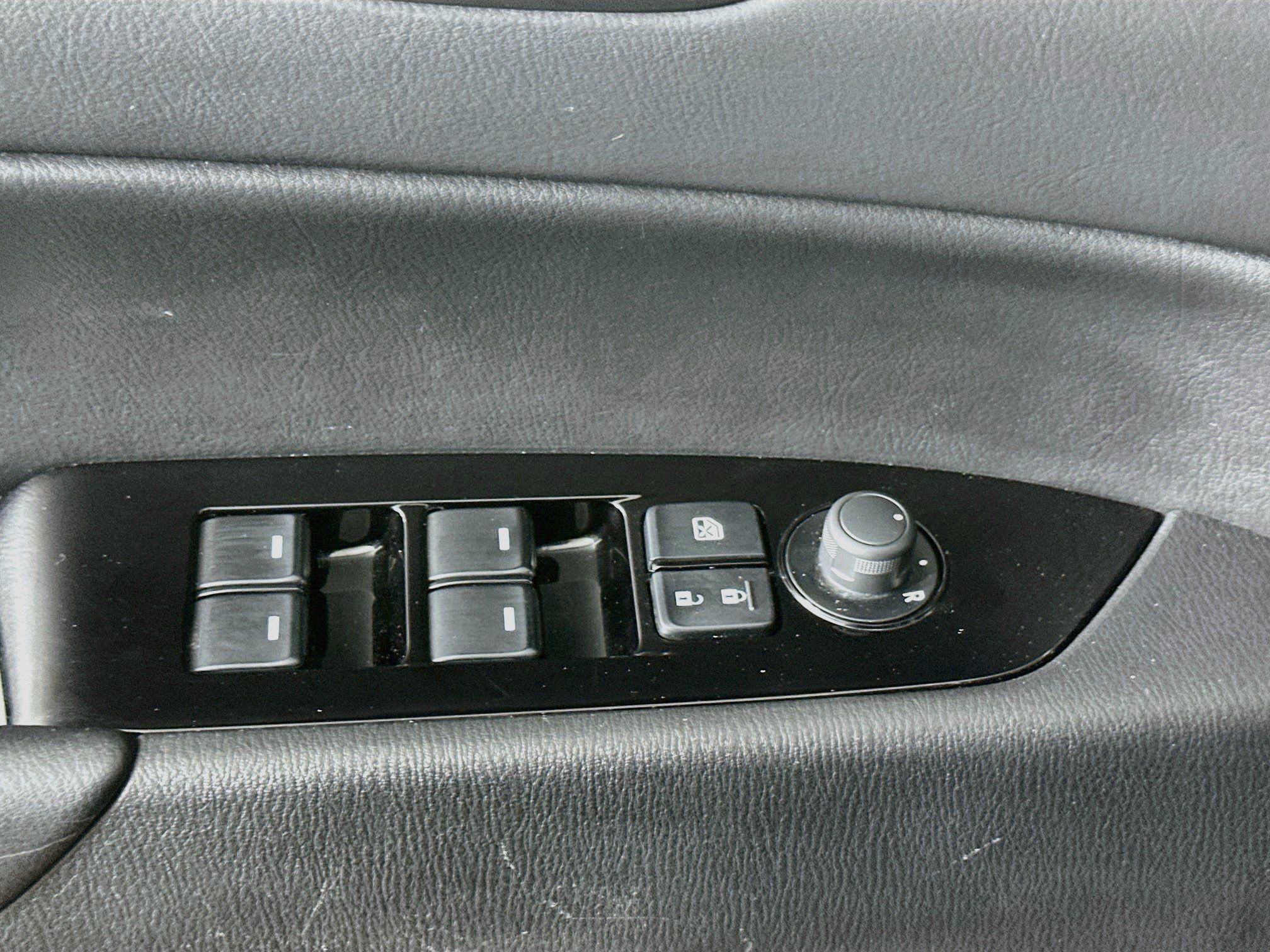 Used 2025 MAZDA CX-5 AWD 2.5 S w/ Select Package image 15