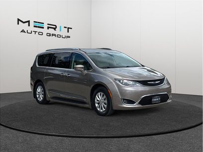 Used 2018 Chrysler Pacifica Touring-L