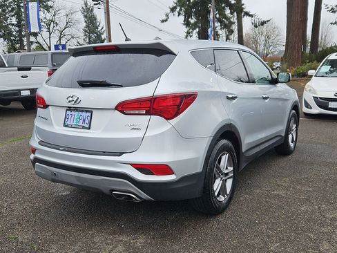 Used 2018 Hyundai Santa Fe Sport image 5
