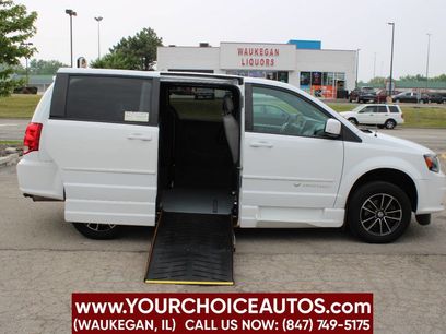Used 2017 Dodge Grand Caravan SE