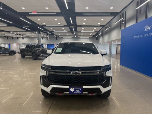 Used 2022 Chevrolet Suburban Z71 w/ Z71 Off-Road Package image 3