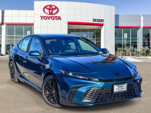 New 2026 Toyota Camry SE FWD image 1