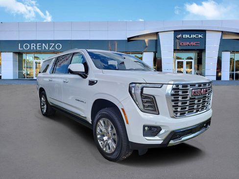 New 2026 GMC Yukon XL Denali w/ Sun & Power Step Package image 3