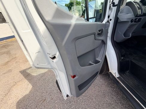 Used 2017 Ford Transit 250 130 Medium Roof RWD image 43