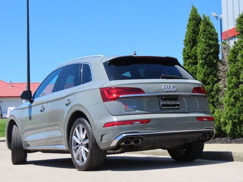 Used 2022 Audi SQ5 Premium Plus w/ Premium Plus Package AWD/4WD image 10