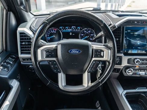 Used 2022 Ford F350 Lariat w/ Black Appearance Package image 11