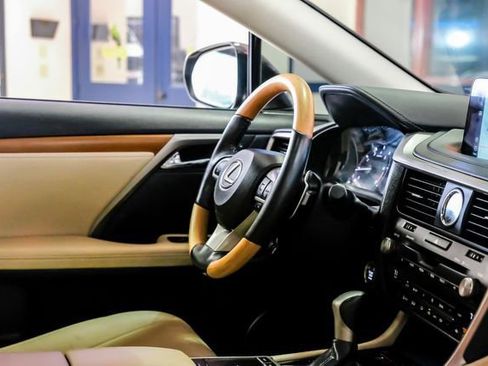 Used 2021 Lexus RX 350 FWD w/ Premium Package image 14