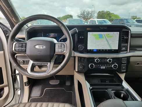 Used 2026 Ford F250 Platinum w/ Platinum Plus Package AWD/4WD image 6