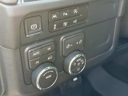 New 2026 Chevrolet Tahoe Premier image 5