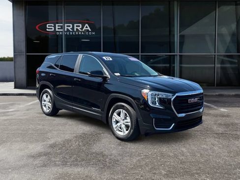 Used 2023 GMC Terrain SLE FWD image 7