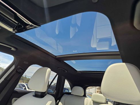 New 2026 Mercedes-Benz GLC 350e 4MATIC image 22