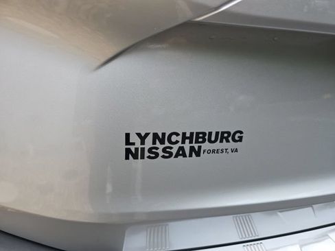 Used 2021 Nissan Rogue SL w/ Premium Package AWD/4WD image 10
