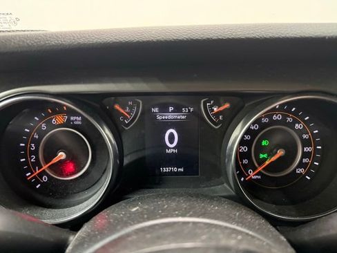 Used 2019 Jeep Wrangler Unlimited Sport S AWD/4WD image 21