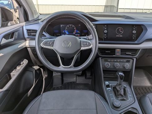 Used 2022 Volkswagen Taos SE AWD/4WD image 23