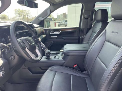 Used 2023 GMC Sierra 1500 Denali AWD/4WD image 13