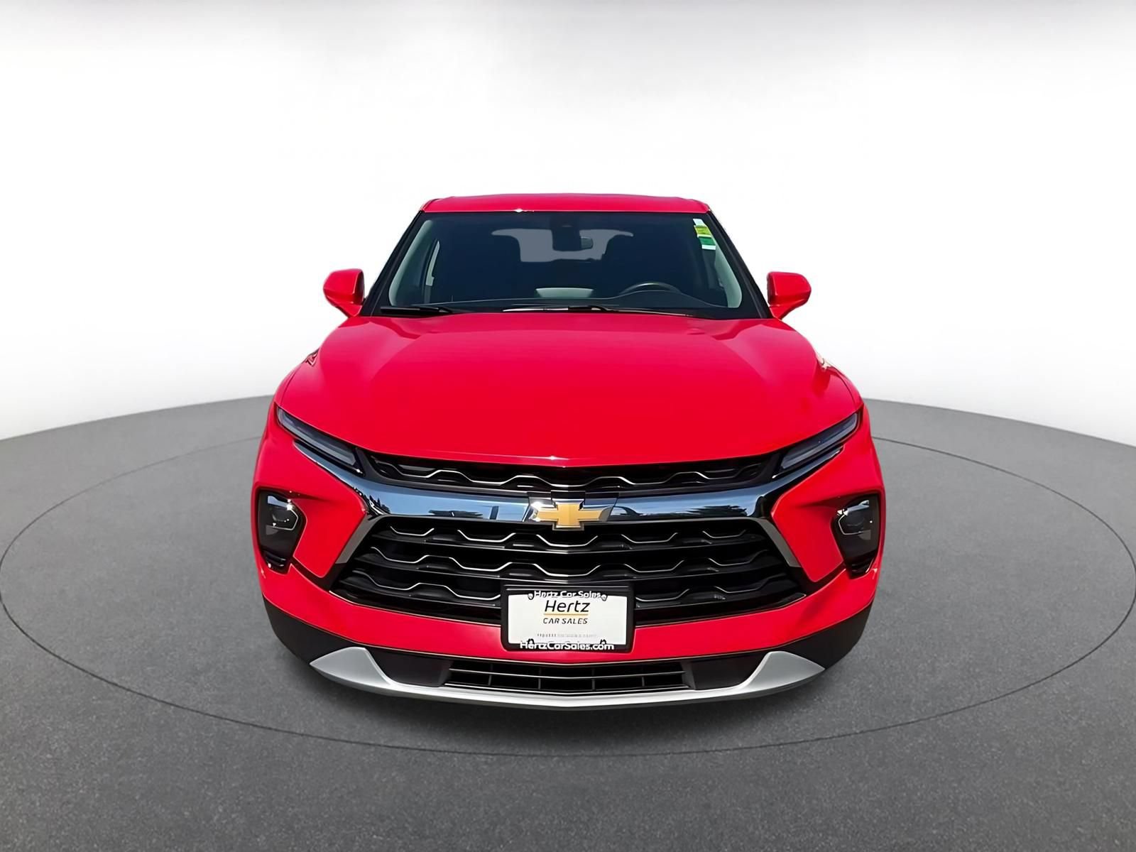 Used 2026 Chevrolet Blazer LT FWD image 4