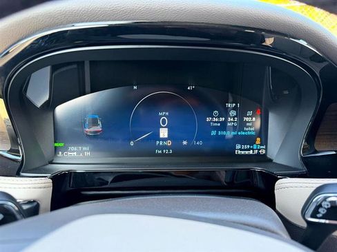 Used 2024 Lincoln Corsair Grand Touring w/ Equipment Group 301A image 30