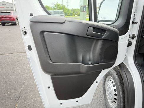 New 2026 RAM ProMaster 3500 w/ Convenience Group FWD image 16