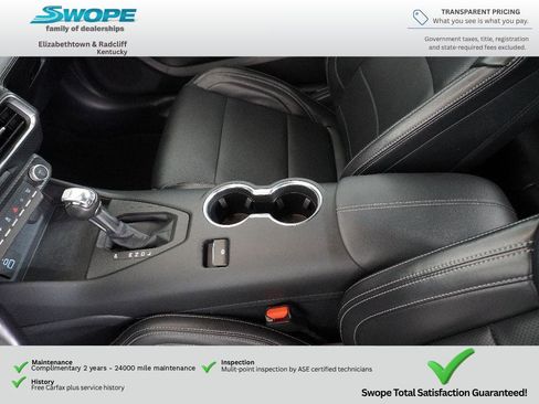 Used 2025 Ford Mustang Premium RWD image 28