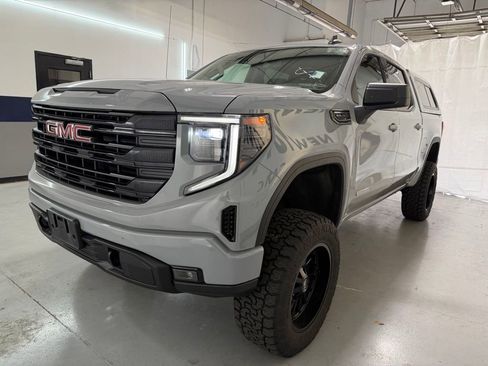 Used 2024 GMC Sierra 1500 Elevation AWD/4WD image 22