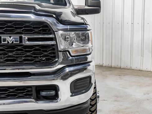 Used 2024 RAM 3500 Tradesman w/ Chrome Appearance Group AWD/4WD image 48
