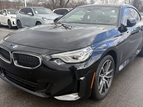 Used 2023 BMW 230i xDrive 230i xDrive w/ Premium Package image 5