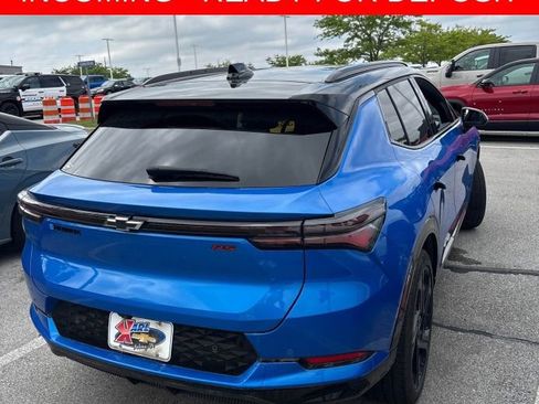 Used 2024 Chevrolet Equinox EV RS FWD image 15