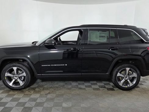 New 2026 Jeep Grand Cherokee Limited AWD/4WD image 4
