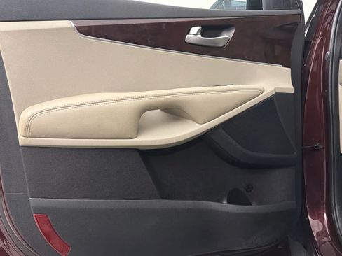 Used 2018 Kia Sorento FWD image 22