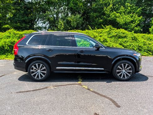 Used 2023 Volvo XC90 B6 Plus w/ Protection Package Premier AWD/4WD image 4