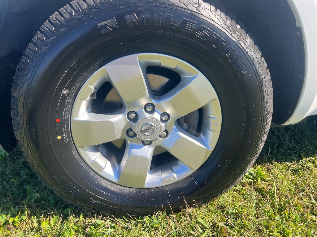 Used 2010 Nissan Frontier SE RWD image 10