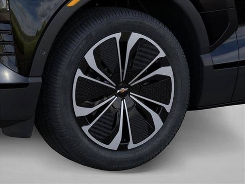 New 2025 Chevrolet Blazer EV LT AWD/4WD image 9