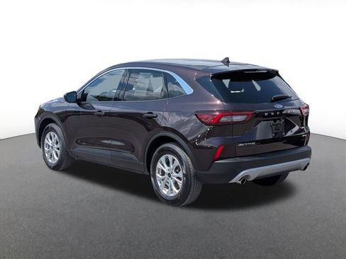Used 2023 Ford Escape Active AWD/4WD image 4