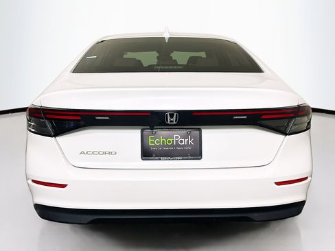 Used 2024 Honda Accord EX image 7
