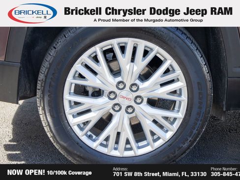 Used 2024 GMC Acadia Elevation image 34