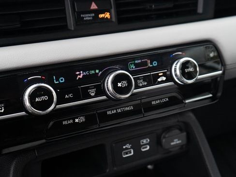 New 2025 Honda Pilot EX-L image 24