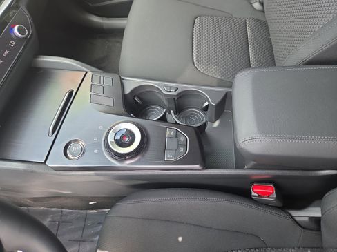 New 2026 Kia Sportage LX FWD image 20