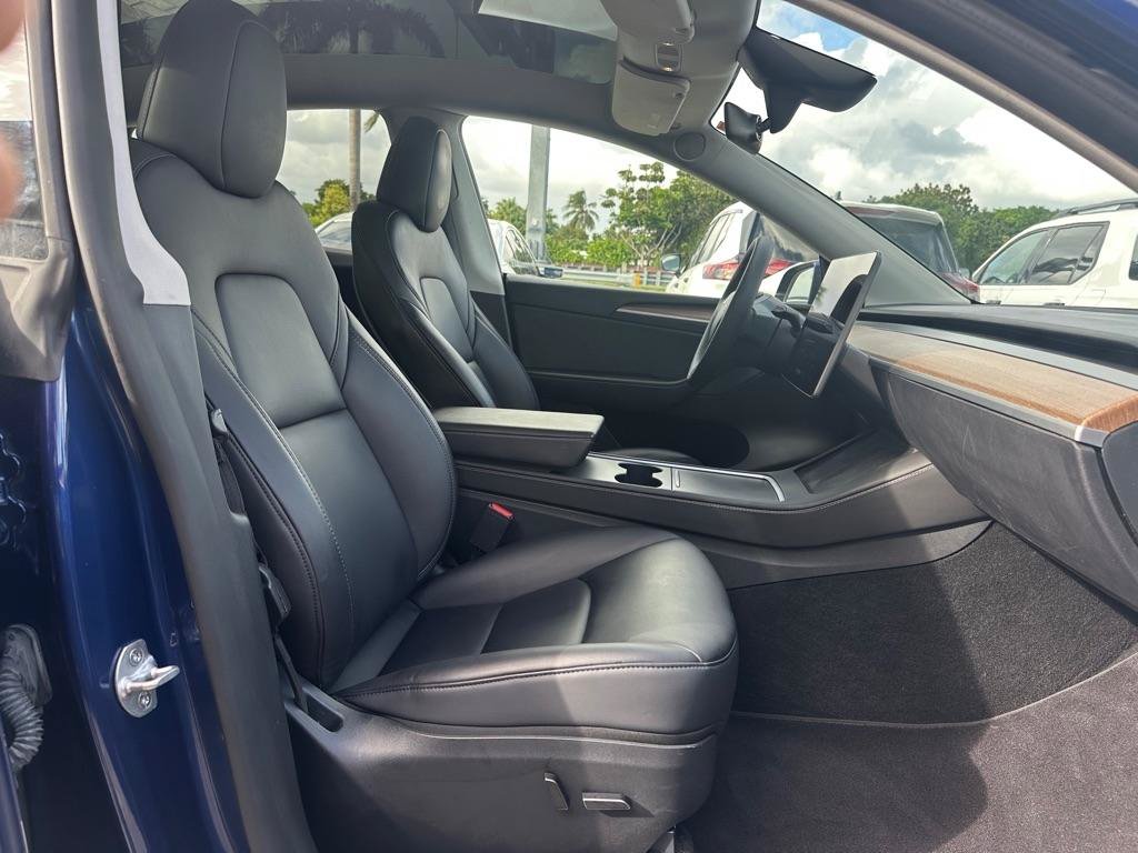 Used 2024 Tesla Model Y 2WD image 22