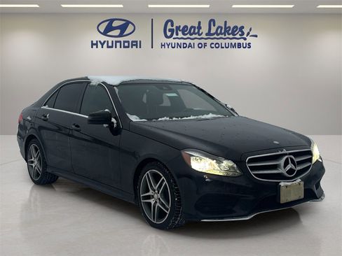 Used 2014 Mercedes-Benz E 350 4MATIC Sedan image 7