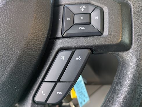 Certified 2023 Ford E-450 and Econoline 450 Super Duty w/ Power Windows & Locks Group RWD image 24