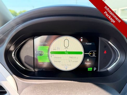 Used 2018 Chevrolet Bolt Premier w/ Driver Confidence II Package FWD image 21