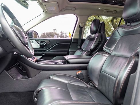 Used 2020 Lincoln Aviator Reserve w/ Equipment Group 201A image 13