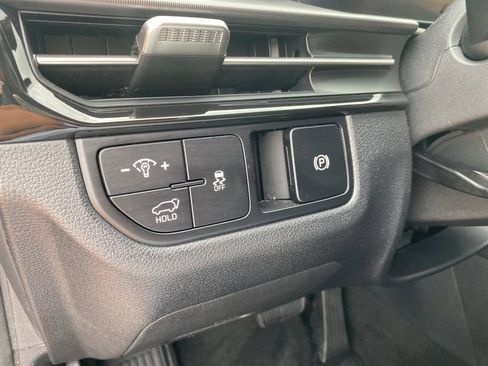 Certified 2026 Kia Sportage EX w/ EX Panorama Roof Package image 27