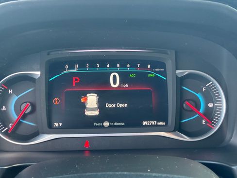 Used 2021 Honda Pilot Touring image 22