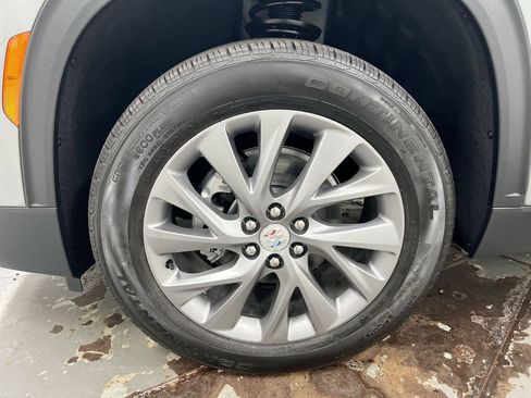 New 2026 Buick Enclave Preferred FWD image 28