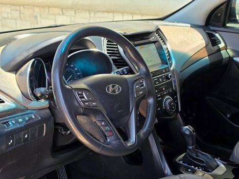 Used 2017 Hyundai Santa Fe Sport FWD image 10