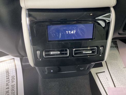 New 2025 Lincoln Aviator 2WD w/ Equipment Group 101A image 19